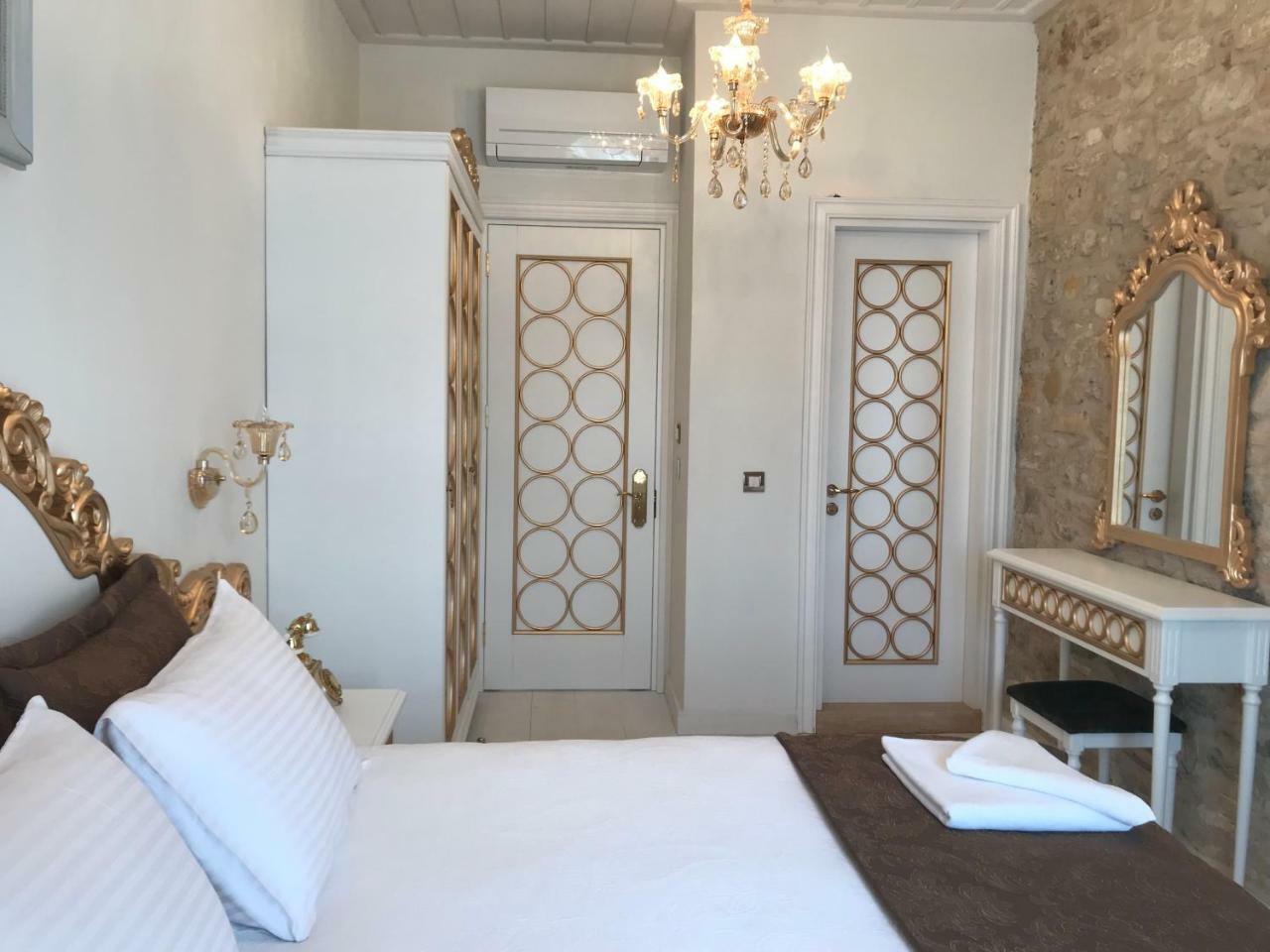 Laledan Hotel Cesme Exterior photo