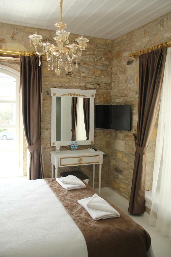 Laledan Hotel Cesme Exterior photo